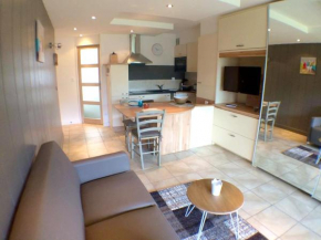  Appartement d'une chambre avec terrasse amenagee a Carnac  Карнак
